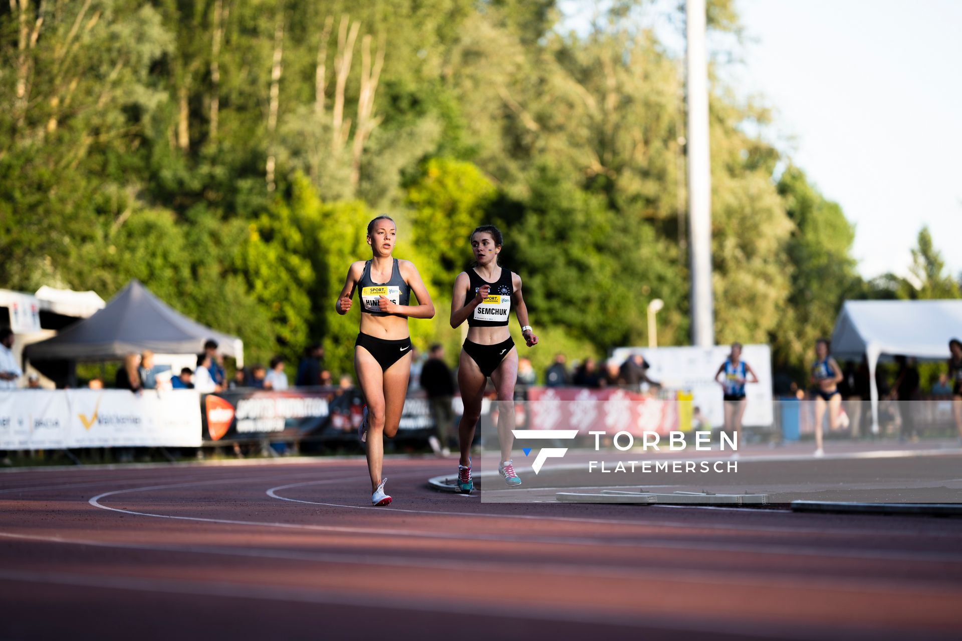 Carolin Hinrichs (VfL Loeningen) ueber 3000m Hindernis  am 28.05.2022 waehrend der World Athletics Continental Tour IFAM Oordegem in Oordegem